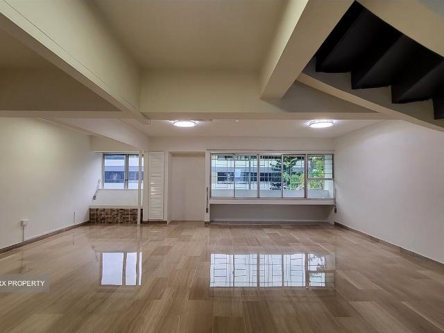 Dunearn Road D11, Condominium
