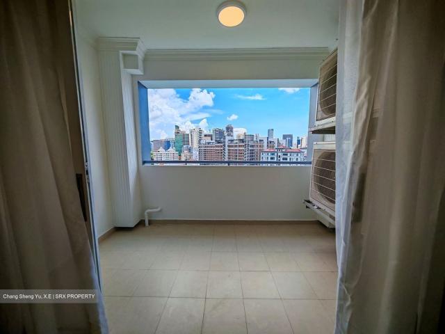 Dunearn Road D11, Condominium