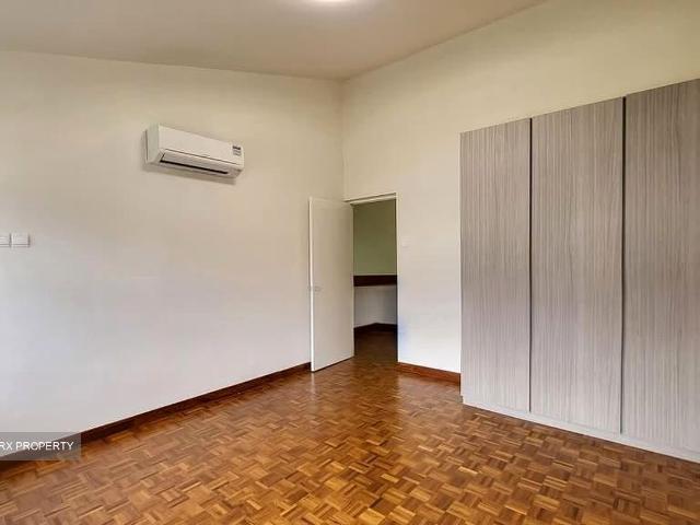 Dunearn Road D11, Condominium