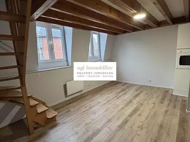 Dunkerque 59140 Location appartement 2 pièces t2 au dernier étage