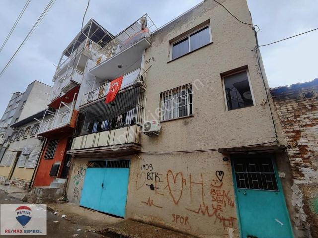 Duatepe Mah. 3 Katlı 129 M2 Arsa İçinde Teraslı Satılık Bina