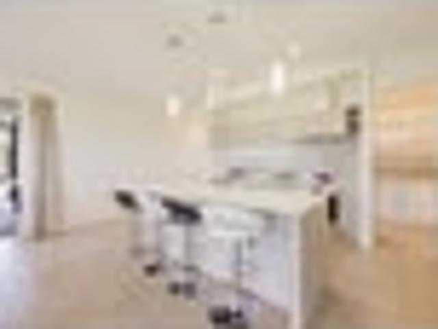 Dual Dwelling Lifestyle – Award Winning Home
