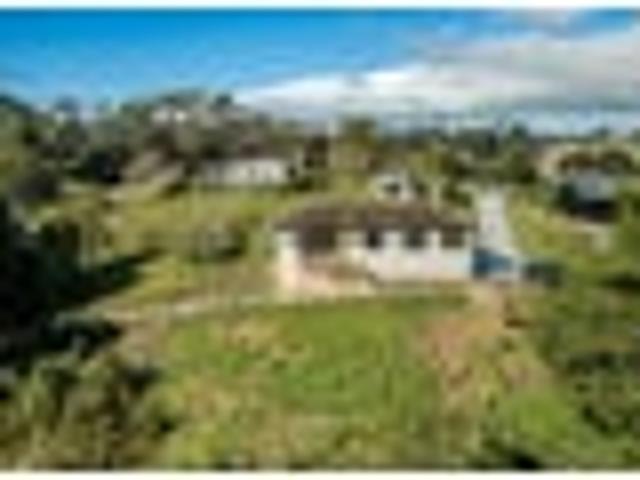 Dual Income & Prestigious Building Opportunity