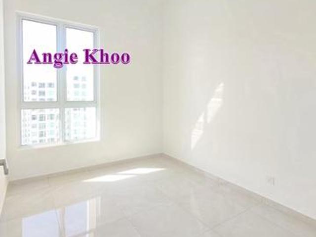 Dual Key 1200sqft Bare unit 3 Car Park Lucerne Residence Bayan Lepas