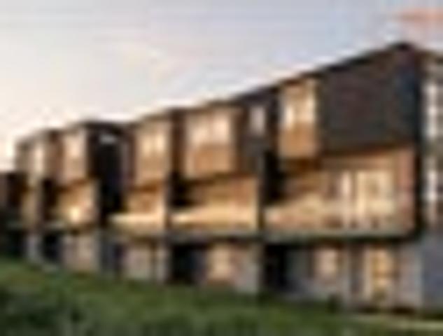 Dual Westlake Zone | Study + Balcony