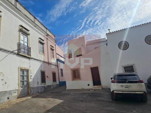 Duas moradias em Estoi 0m² Conceição e Estói