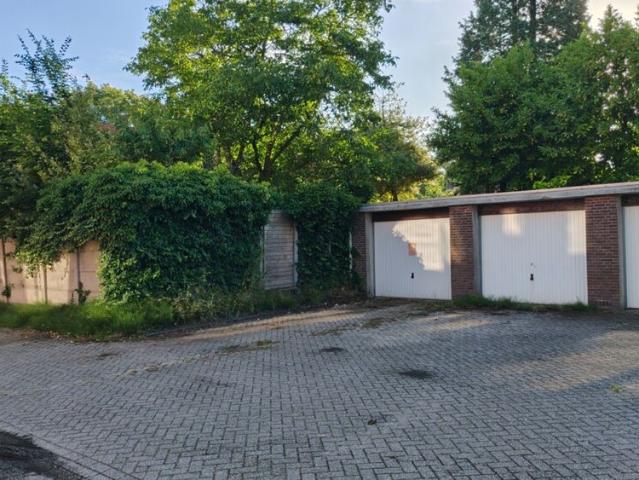 Dubbel benedenhuis souterrain te huur in Weert