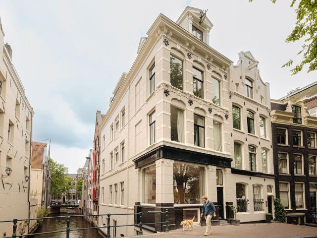 Dubbel benedenhuis te huur in Amsterdam