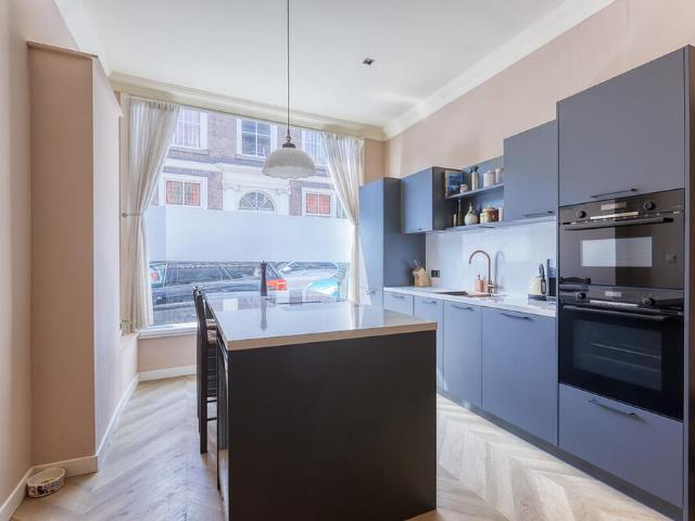 Dubbel Benedenhuis te huur in Den Haag