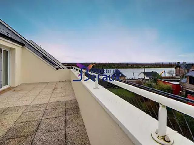 Duclair 76480 Location appartement 3 pièces t3 au dernier étage terrasse