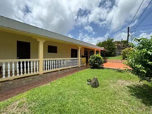 Ducos 97224 Achat / Vente maison 9 pièces t9 balcon