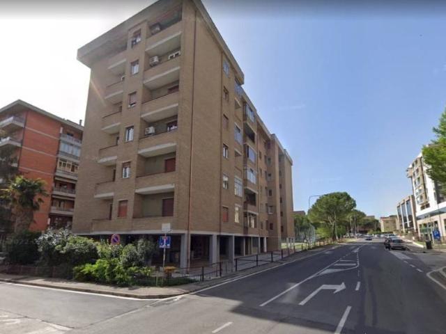 Due camere in appartamento piu' grande a Madonna Alta