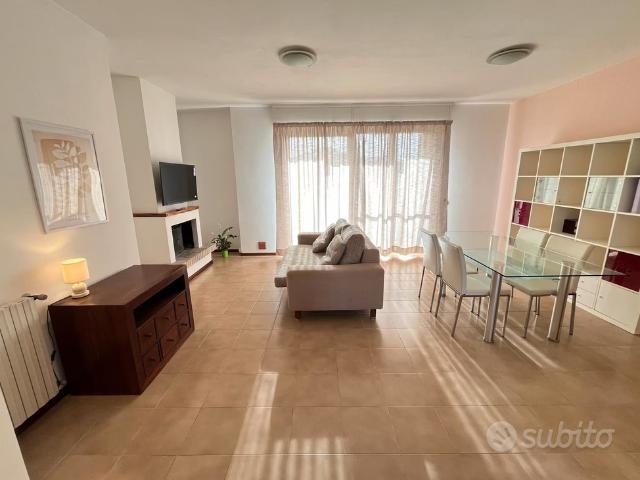 Due matrimoniali con bagno privato in quadrilocale