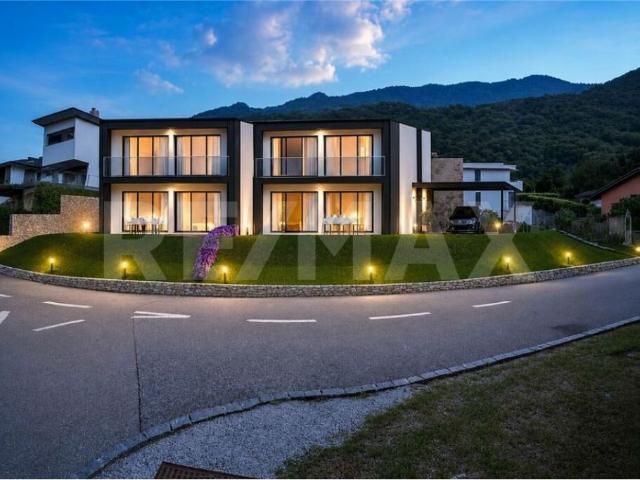 Due villette a schiera prefabbricate