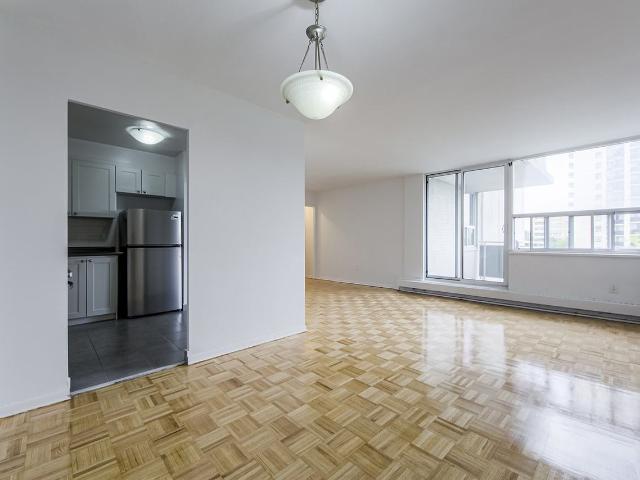 Dufresne Court Apartments 2 Bedroom Apartment for Rent at 5 Dufresne Crt, Toronto, ON M3C 1B7 Flemingdon Park