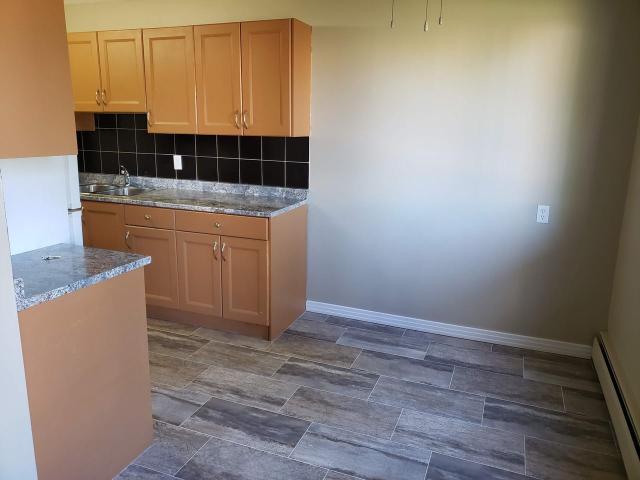 Duggan Manor 2 Bedroom Apartment for Rent at 10615 40 Ave Nw, Edmonton, AB T6J 2W3 Duggan