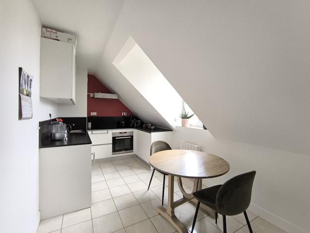DUGOMMIER T2 MEUBLÉ