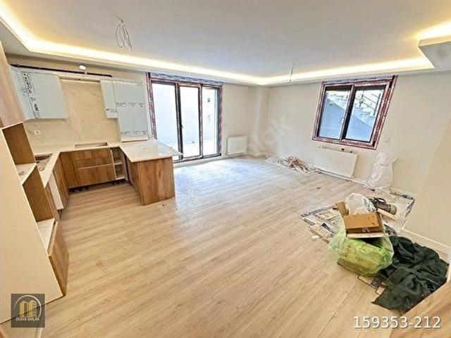 DUHADAN AY KONAKLARI SİTESİNDE KAPALI OTOPARKLI BAHÇELİ 2+1 90M2