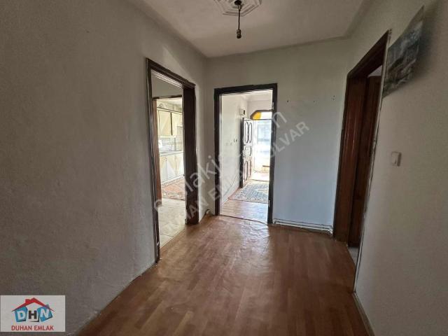 Duhan Emlak'tan Bayrak Tepe Mah'da Kiralık 3+1 Geniş Daire