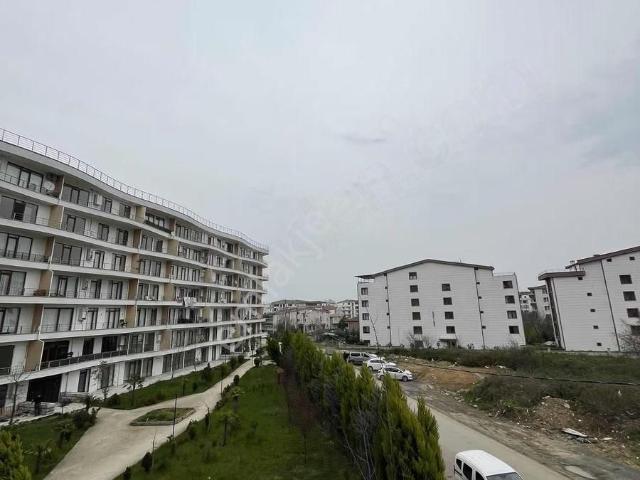 Duhan Emlak'tan Havuzlu Sitede Satılık Fırsat Daire