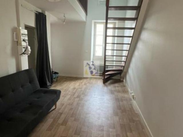 Duplex/Triplex à Ruelle Sur Touvre à louer Locagestion, expert en gestion locative