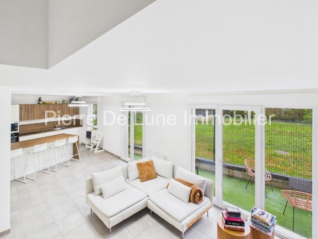 T4 113m² Sathonay Camp