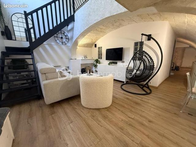 Duplex/Triplex 3 pièces 77 m²