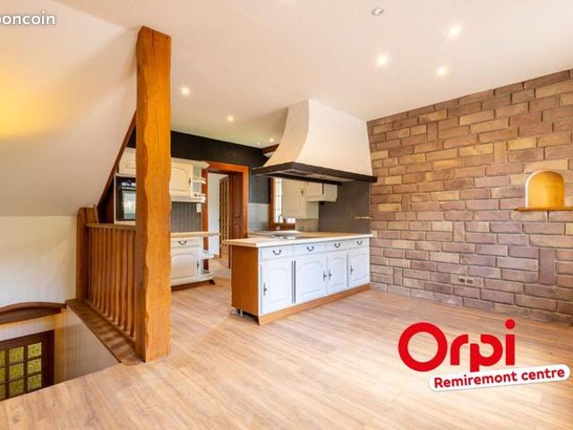 Duplex/Triplex 4 pièces 102 m²