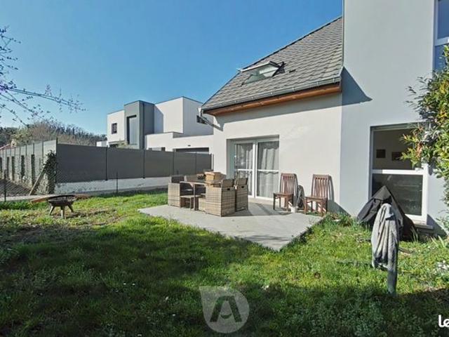 Duplex/Triplex 4 pièces 77 m²