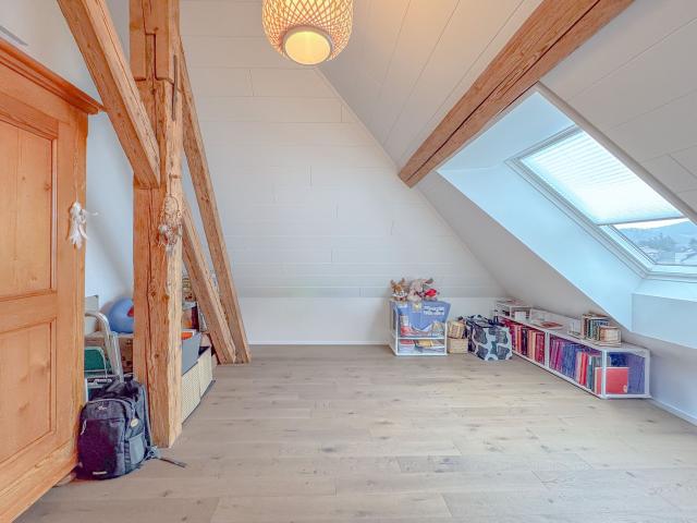 Duplex/two level with 4.5 rooms for rent in Fleurier 118 m² | dreamo. Ch