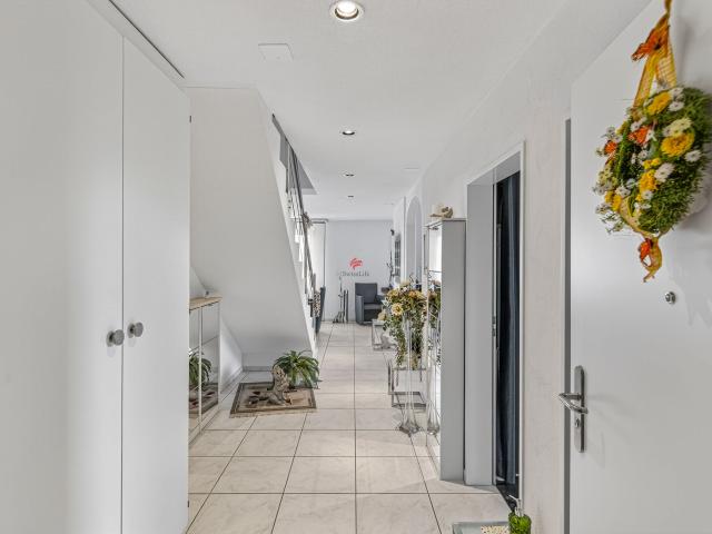 Duplex/two level with 4.5 rooms on sale in Wohlfühloase und Rückzugsort mit Blick ins Grüne 134 m² | dreamo. Ch