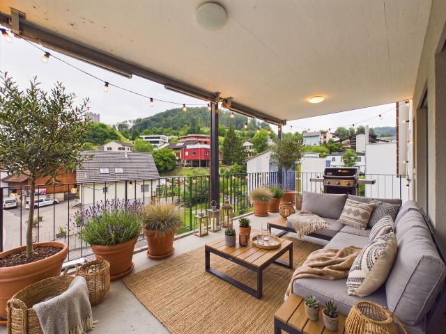 Duplex/two level with 5.5 rooms for rent in Zunzgen 200 m² | dreamo. Ch