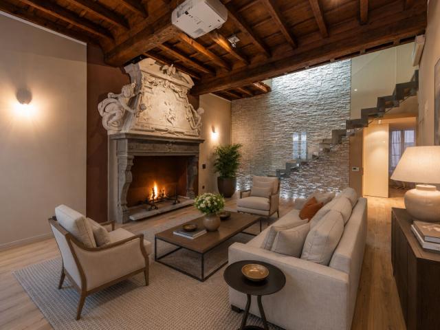 Duplex/two level with 5.5 rooms on sale in Bissone nucleo 225 m² | dreamo. Ch