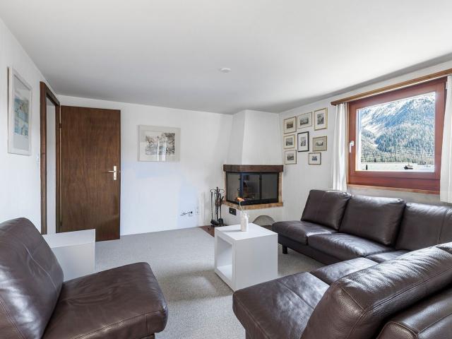 Duplex/two level with 6 rooms on sale in Bever 127 m² | dreamo. Ch