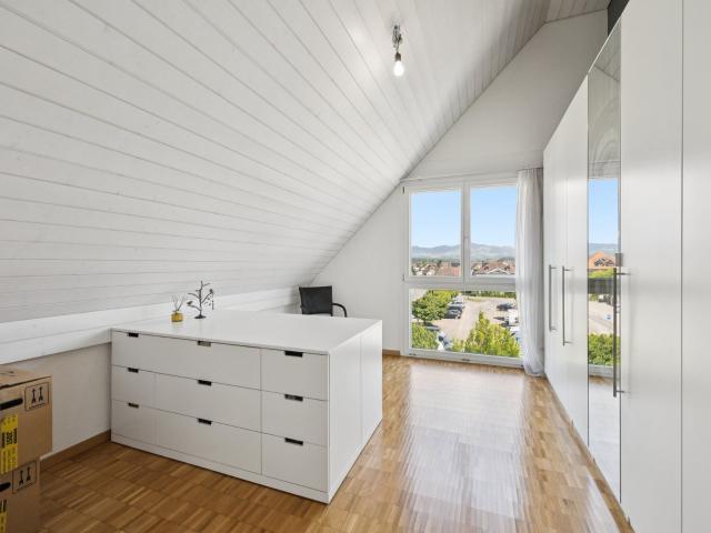 Duplex/two level with 6.5 rooms on sale in Grüningen 175 m² | dreamo. Ch
