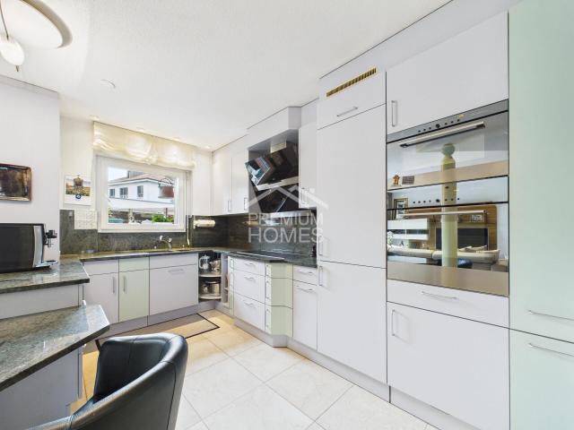 Duplex/two level with 6.5 rooms on sale in. Kirchberg BE 320 m² | dreamo. Ch
