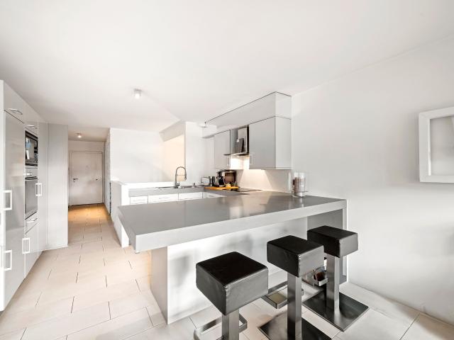 Duplex/two level with 3.5 rooms on sale in Pully centre 184 m² | dreamo. Ch