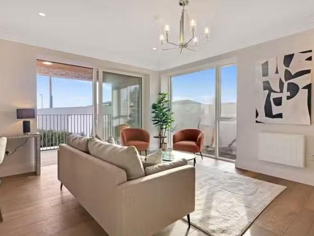 Duplex 3 Bed Apartments, Coast Road, Malahide, Co, Low Rock H.