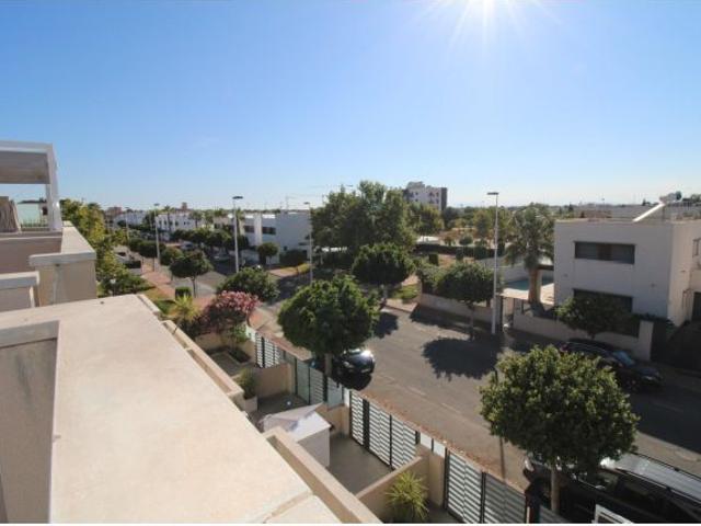 Dúplex 3 dormitorios con gran solarium