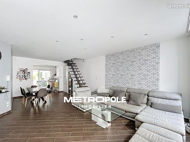 Duplex 3 pièces 101 m²