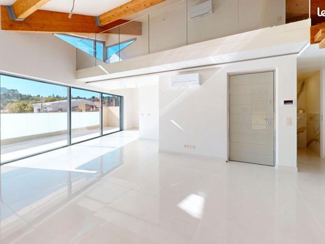 Duplex 3 pièces 112 m²