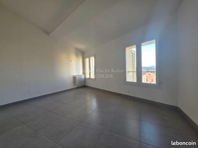 Duplex 3 pièces 49 m²
