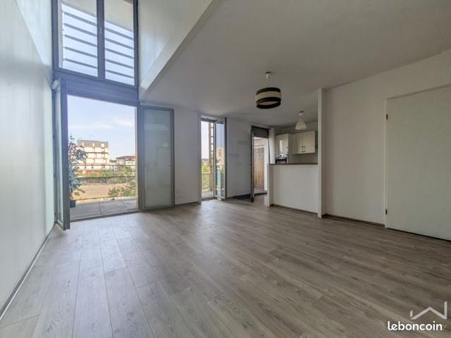Duplex 3 pièces 68 m²