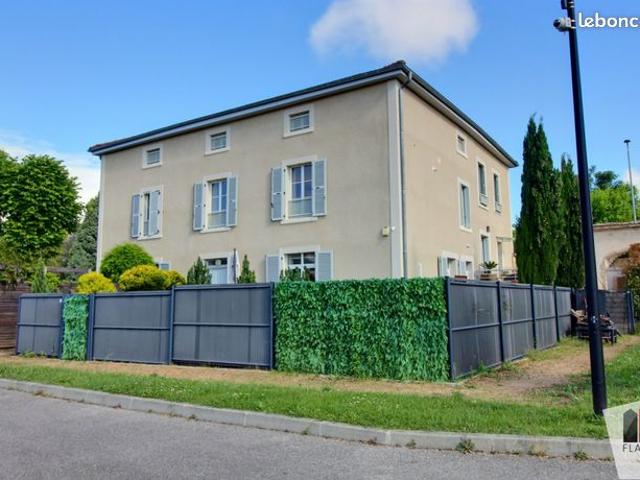 Duplex 3 pièces 71 m²