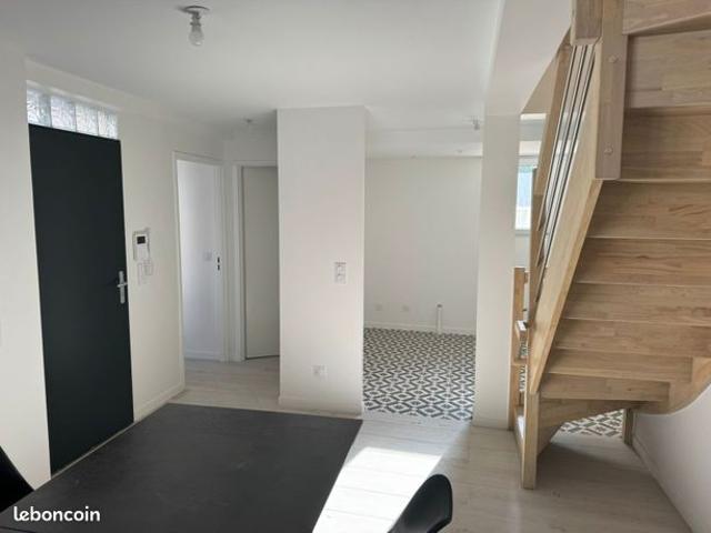 Duplex 3 pièces 74 m²