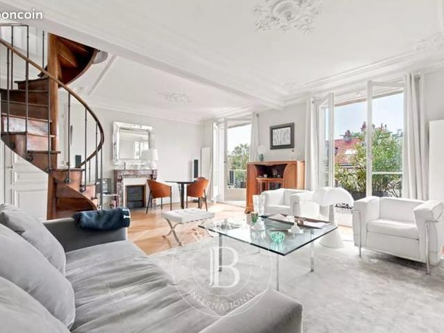 Duplex 3 pièces 77 m²