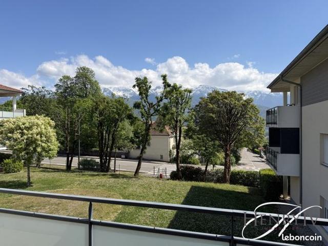 Duplex 3 pièces 77 m²