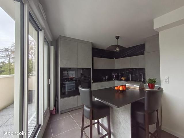 Duplex 3 pièces 77 m²