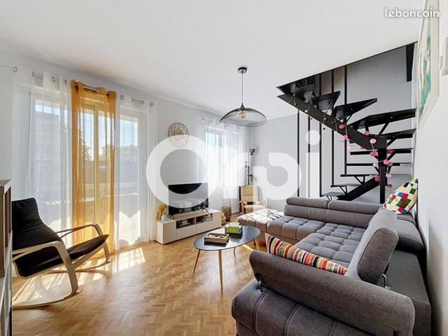 Duplex 3 pièces 79 m²