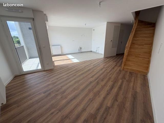 Duplex 3 pièces 81 m²